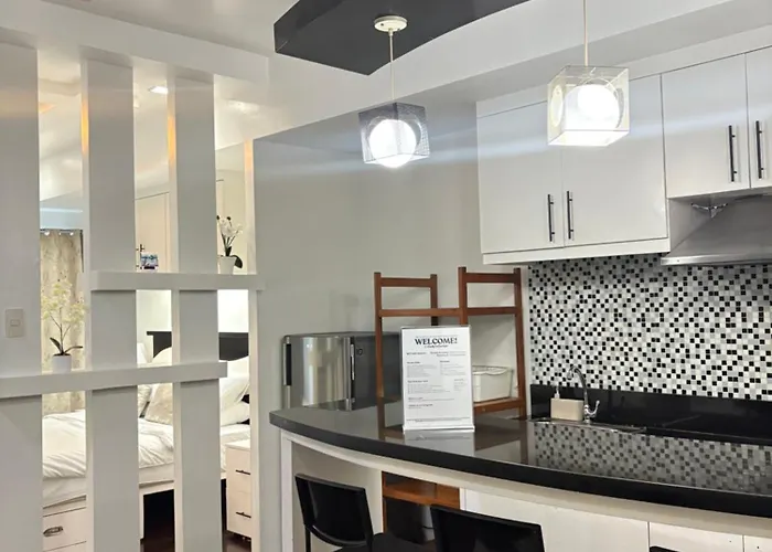 Codys Corner Bgc Private Aparthotel Manila