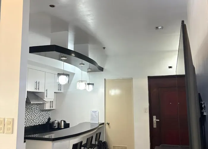 Codys Corner Bgc Private Aparthotel Manila