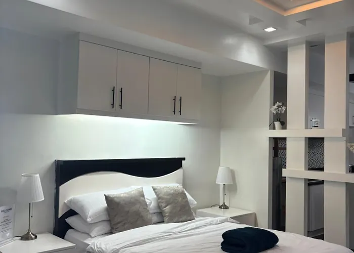 Codys Corner Bgc Private Aparthotel 4*