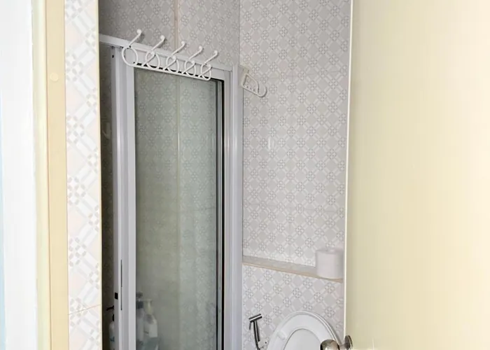Aparthotel Codys Corner Bgc Private 4*
