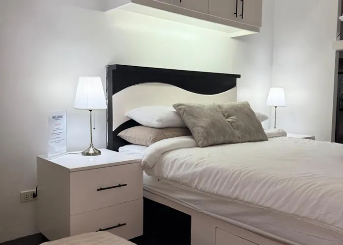 Codys Corner Bgc Private Aparthotel 4*