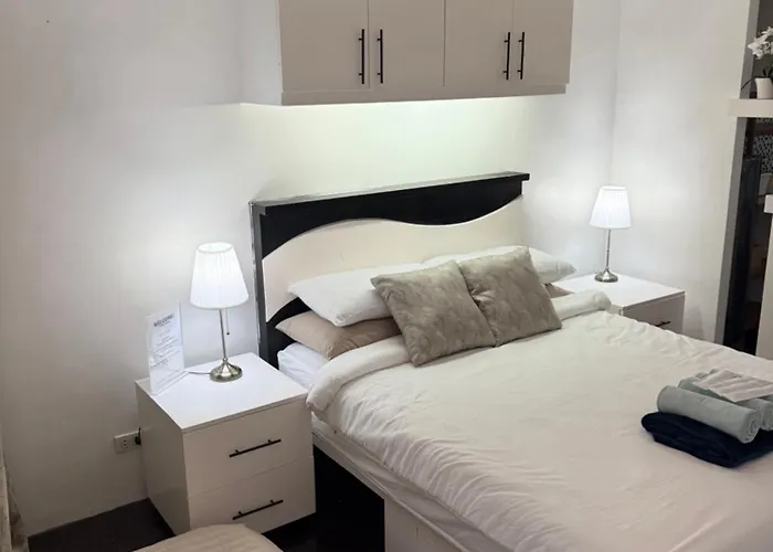 Codys Corner Bgc Private 4* Manila