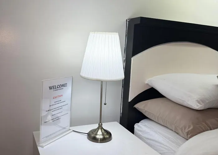 Aparthotel Codys Corner Bgc Private