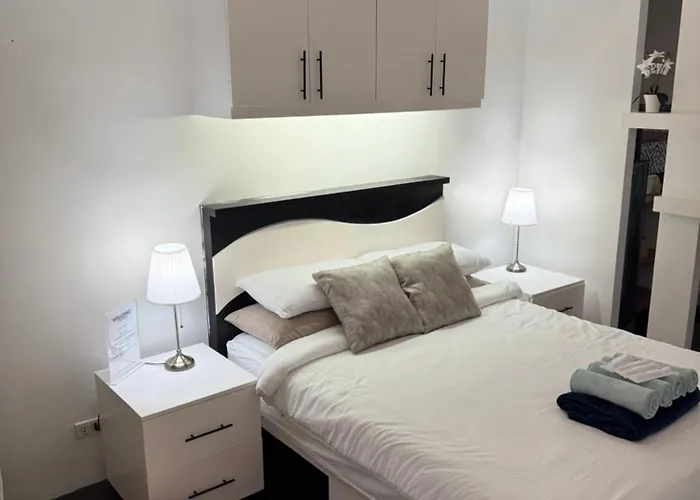 Codys Corner Bgc Private 4*